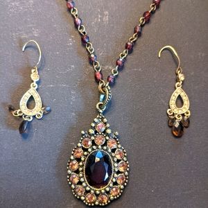 Necklace & earrings set